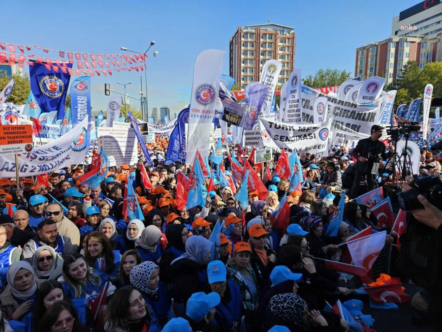 Türk-İş tarafından düzenlenen “Zordayız, geçinemiyoruz” mitingi başladı