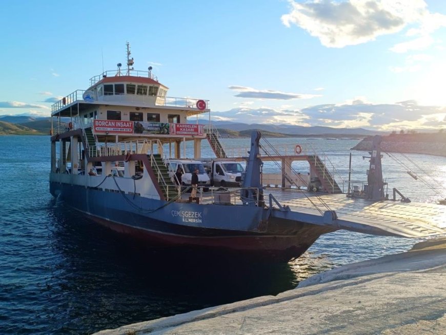 Tunceli'de feribot seferleri yeniden başladı