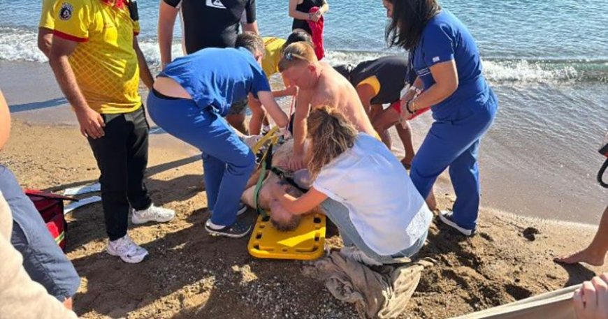 Plajda rahatsızlanan Alman turist hastane yolunda hayatını kaybetti