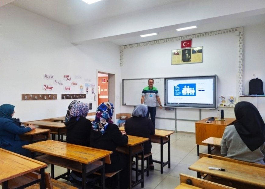 Hisarcık’ta Aile Okulu veli eğitimi seminerleri