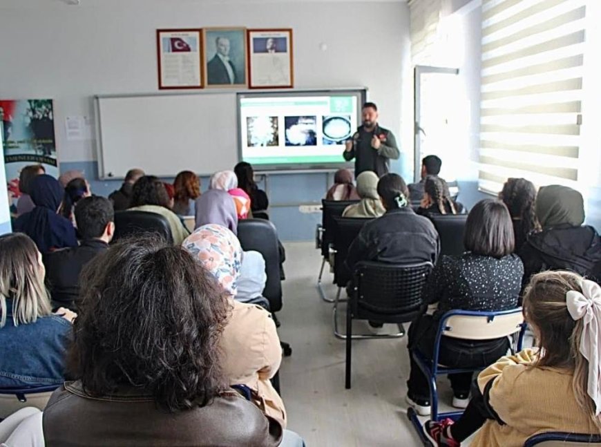 Bilecik'te öğretmenlere 'Narkorehber' eğitimi verildi