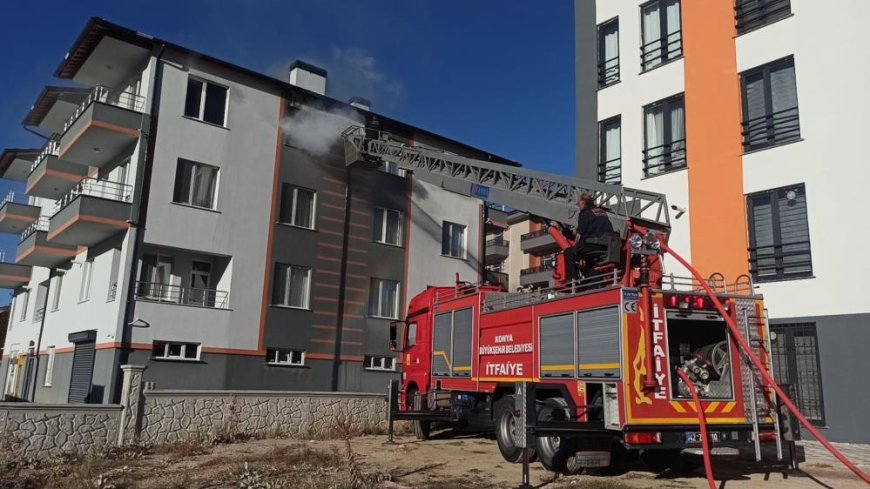 Konya'da apartmanda yangın paniği