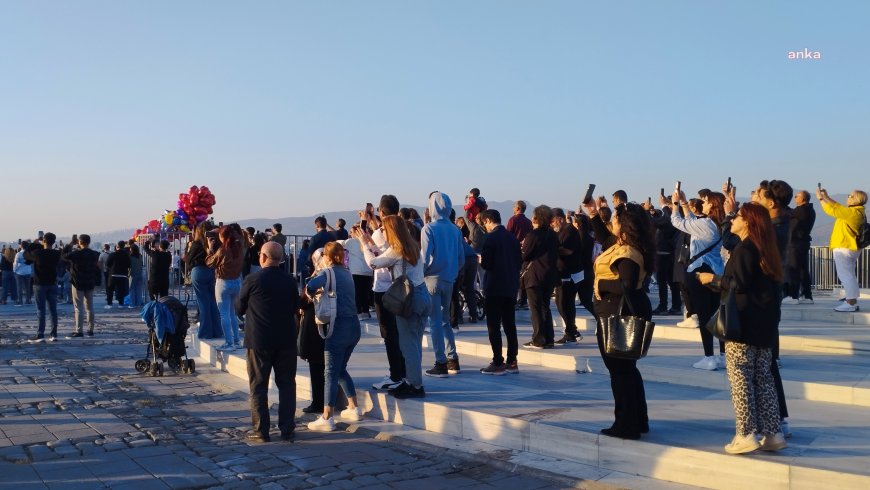 9 Eylül’de ‘tasarruf’ gerekçesiyle gösteri yapmamışlardı: Türk Yıldızları İzmir’de Cumhuriyet Bayramı için prova uçuşu gerçekleştirdi