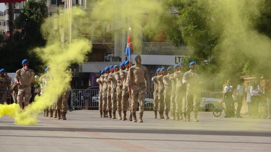 Mersin'de Cumhuriyet'in 101. yılı coşkuyla kutlandı