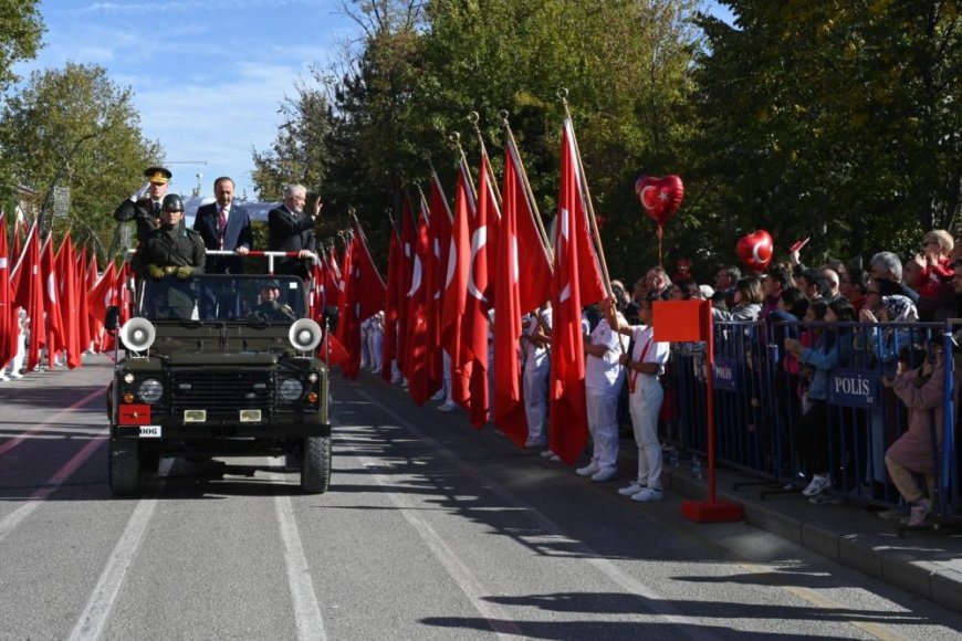 Isparta'da Cumhuriyetin 101'inci yılı coşkuyla kutlandı