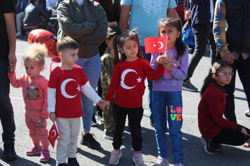 Siirt'te Cumhuriyetin 101'inci yılı çeşitli etkinliklerle kutlandı