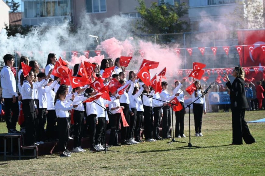 29 Ekim Cumhuriyet Bayramı, Bozüyük'te törenle kutlandı