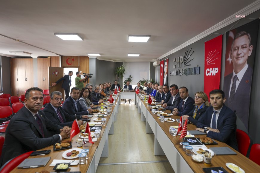 İstanbul'da toplanan CHP MYK sona erdi