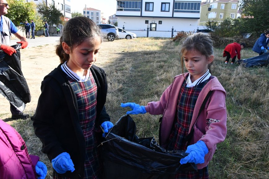 Lüleburgaz’da “Temiz Sokaklar Mutlu Yarınlar” kampanyası devam ediyor