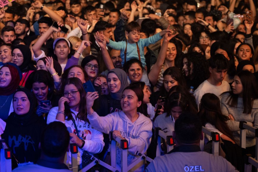 3’üncü Uluslararası Tarsus Festivali’nde “Madrigal” rüzgarı