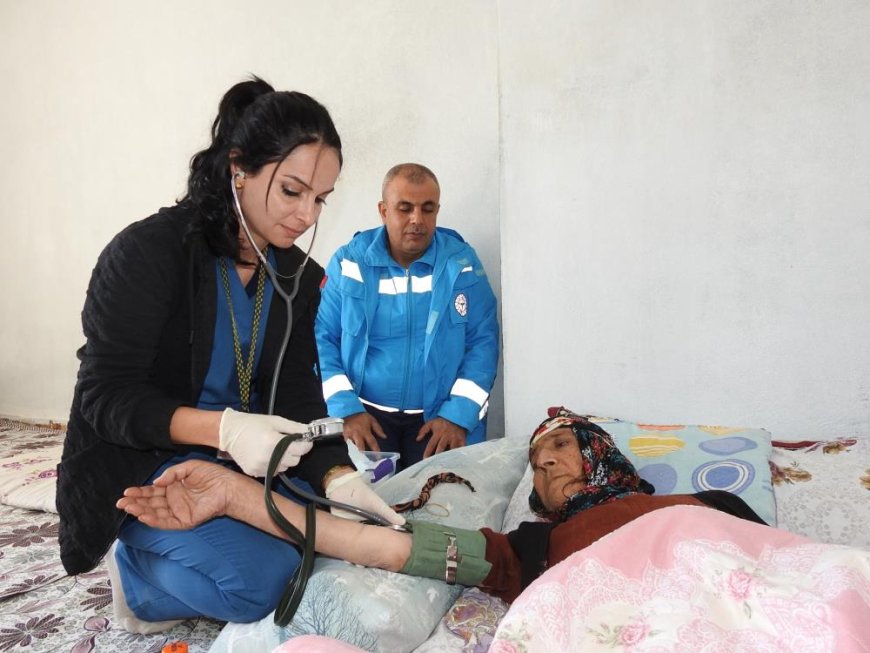 Gaziantep'te vatandaşlar evde sağlık hizmetlerinden memnun