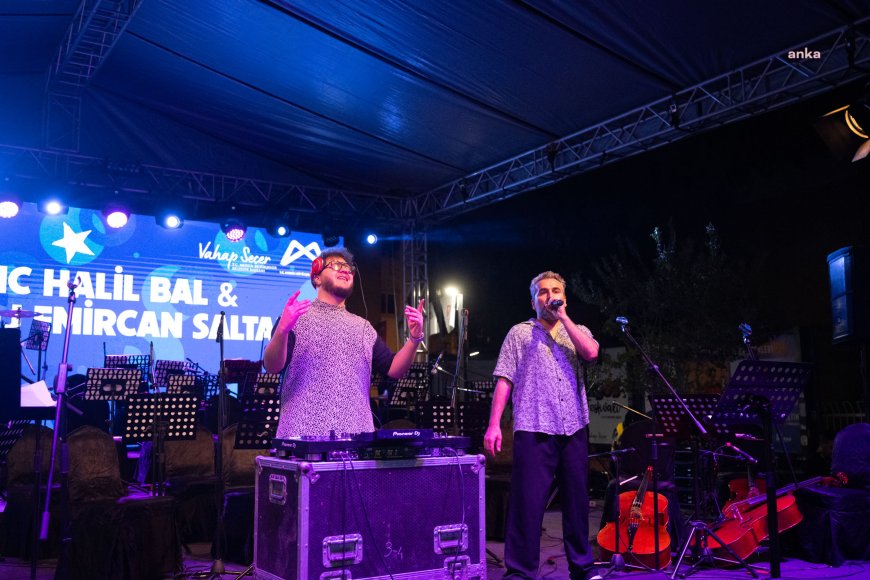 3'üncü Uluslararası Tarsus Festivali, üç gün boyunca Mersin'in kültürel zenginliğini sokaklara taşıdı