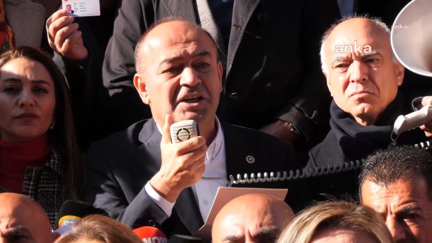 CHP heyeti Esenyurt nöbetinde... Özgür Karabat: Hiçe saydığınız demokrasidir, anayasadır, millet iradesidir