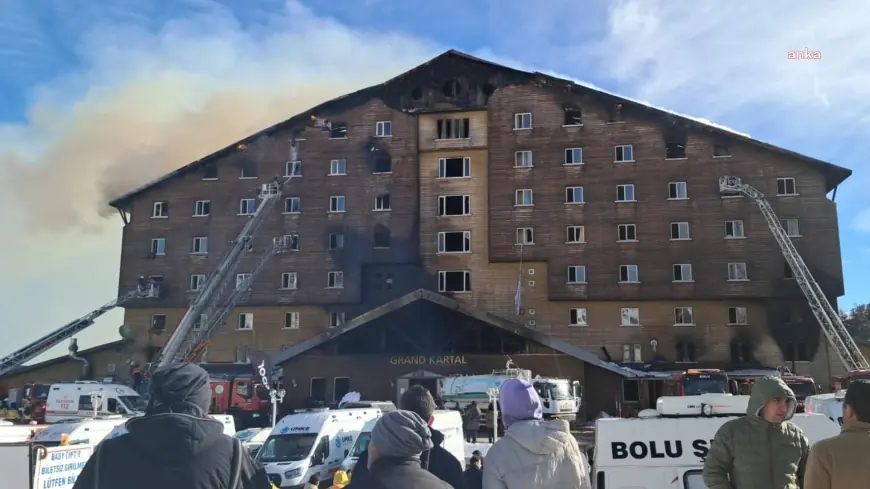 Bolu İl Özel İdaresi Genel Sekreteri ve Genel Sekreter Yardımcısı Tutuklandı