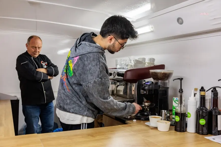 Konak’ta mobil barista eğitimleri başladı