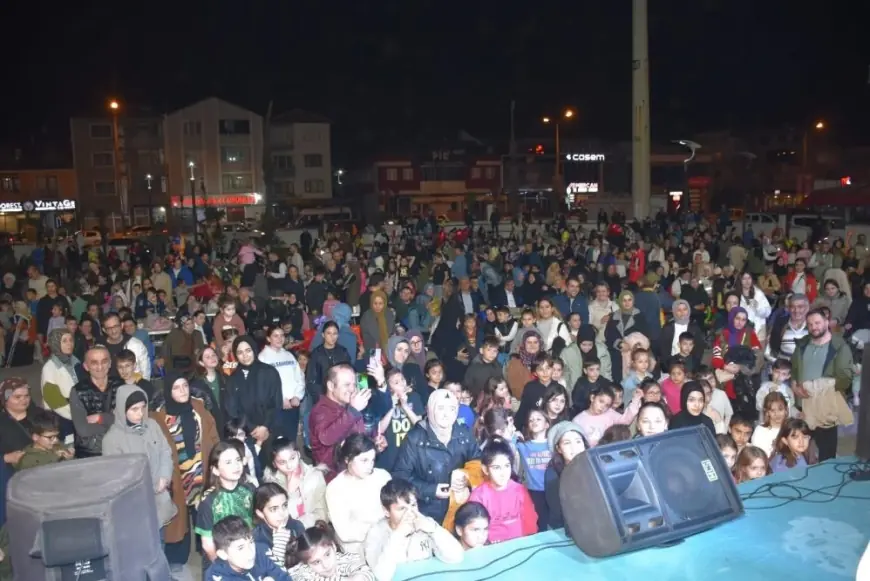 Ramazan şenlikleri Erenler'de dolu dolu geçiyor