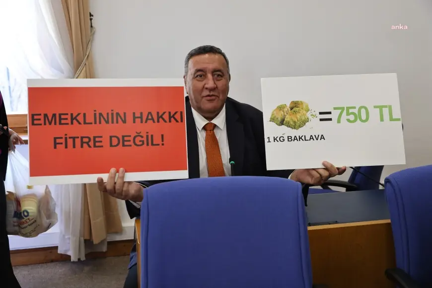 TBMM Plan ve Bütçe Komisyonu...CHP'li Gürer: "2018 yılında bayram ikramiyesi ile 100 kilo şeker alınıyordu 2025 yılında ise 20 kilo şeker alınabiliyor"