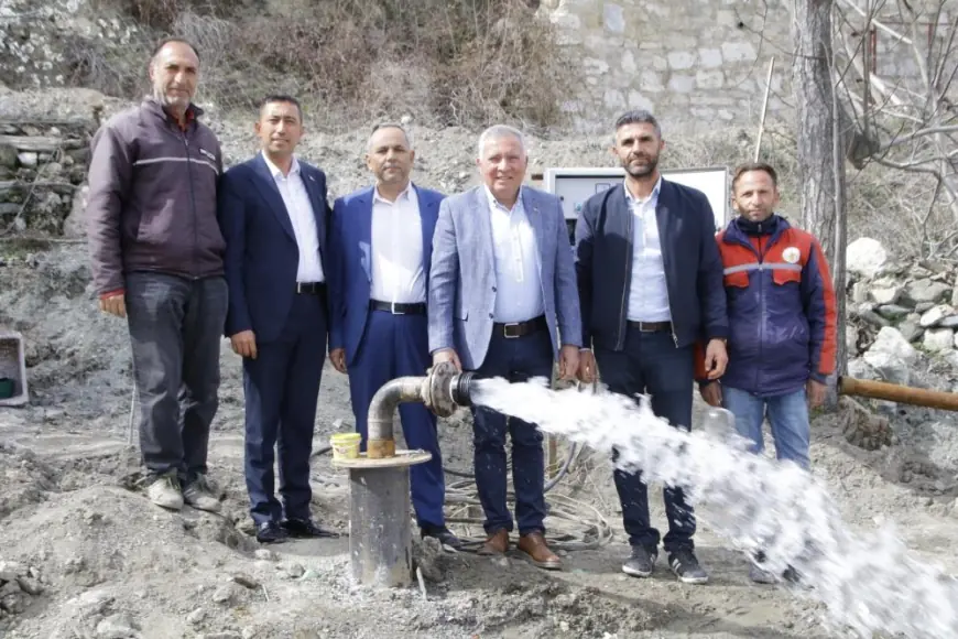 Honaz Belediyesinin sondaj çalışması Bağarası'na can suyu oldu