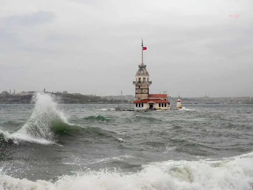 Meteoroloji'den İstanbul ve çevresi için fırtına uyarısı